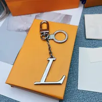 Luxury Designer Keychain Letter Pendant Silver Key Buckle Detachable Keychains For Mens Womens Fashion Keys New With Box