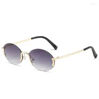 Occhiali da sole zonnebril voor zomer randloze vintage bril gouden telaio ovale modalità lussuosa tonalità roze vrouwen occhiali