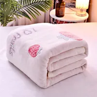 Blankets Soft Warm Coral Fleece Snowflake Blanket Print Winter Sofa Office Nap Machine Washable Plush Bedspread