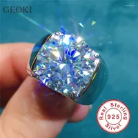 클러스터 링 Geoki 10 패스 된 다이아몬드 테스트 라운드 완벽한 컷 D 컬러 VVS1 Moissanite Ring Men Luxury 925 Sterling Silver Wedding