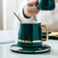 Cups Saucers High-end Green Coffee Cup Set With Mat And Lid Spoon Milk Ceramic Breakfast Tableware Couple Mug Birthday Gift Box