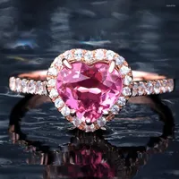 클러스터 반지 사랑 하트 핑크 크리스탈 보석 여성을위한 다이아몬드 18K 로즈 골드 컬러 패션 BIJOUX BANGUE 보석 약혼 선물