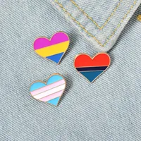 Fashion Horizontal Stripe Rainbow Love Oil Dropping brooch Fashion Versatile Colorful Heart Badge Jewelry Gifts to Friends