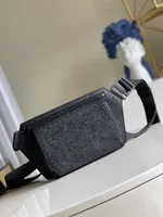 Luxury Brand Designer Waist Bags Slingbag M57081 Men Shoulder Bag Real Leather Belt Long Wallet Chain Wallets Purse Clutches