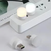 Nachtlichten Mini USB -plug LED Atmosfeer Lamp Oogbescherming Power bank Computer CART -interface Noodbollen boek
