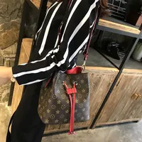 TOP Hot Shoulder bag designers Sale Vintage Bucket Handbag Women bags Handbags Wallets for Leather Chain Bag