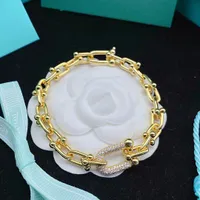 Classic bracelet necklace earring set deluxe ladies pendant 18K gold jewelry gift factory wholesale and retail