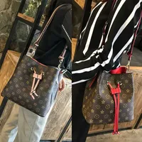 2022 Hot Shoulder bag designers Sale Vintage Bucket Handbag Women bags Handbags Wallets for Leather Chain Bag