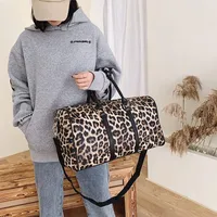 Duffel Bags Europe America Fashion Leopard Print Men Women Handbag Travel Bag Large-Capacity Soft Leather Weekend Overnight Luggage