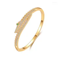 Bangle YJGS Personality Crocodile Shape Bangles For Women Inlaid White Zircon Charm Gold Silver Color Wrist Jewelry
