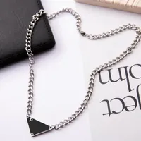 23SS Designer Jewelry Triangle Letter Pendant Halsband Titanium Steel Halsband Kedja Män kvinnor unisex gåva