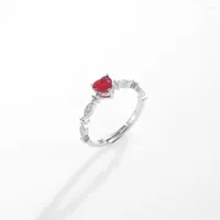 Wedding Rings Vintage Red Crystal Heart Ring For Women Classic Jewelry Artistic Charming Thin Statement Wife Anniversary Gift