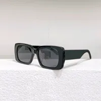 نظارة شمسية أسود/رمادية منخفضة مستطيلة للنساء الرجال Sonnenbrille Gafa de Sol Designer نظارة شمس Sun Shades UV400 مع مربع