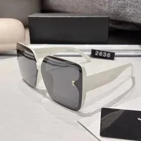 Gafas de sol de diseñador de mujer Fashion Fashion Casual Sun Gafas Full PC Marco de gafas de sol