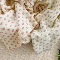 Dekens Swaddling dun beige simple soft quilt meisje zomer comfortabel retro bloemen baby airconditioner cartoon konijn slaapdeken 230301
