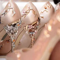 Luksusowa marka Teahoo Kobiety Pumpy Speczkowane palce pięty buty ślubne Kobiety elegancki jedwabny projekt marki wysokie obcasy Pumki pumki 2111200H