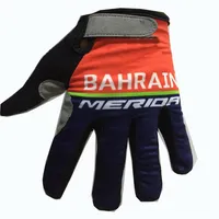 Winter Fleece Thermal 2017 2018 Bahrain Merida Pro Team 2 Colors Cycling Bike Gloves 자전거 젤 충격 방지 스포츠 전체 손가락 Glo329f