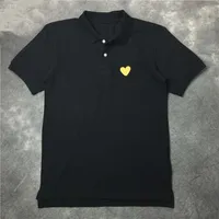 T-shirts masculins Brand de mode américain et japonais européen Black Classic Black with Gold Heart Polo Couple à manches courtes T-shirts Cotton Men et femmes Broidé
