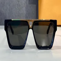 Luxu kare güneş gözlükleri altın siyah çerçeve koyu gri gölgeli moda gözlükler
