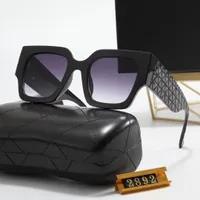 Luxusmarkenkanal Slim Sonnenbrille Square Trendy Damen Sonnenschutzgesellschaft vielseitig fremdtemperament polarisierte UV -Proof Starke leichte Ultra -Licht -Brillen