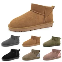 Kvinnor Mini Snow Boots Winter Classic Suede Keep Warm Plush Chestnut Grey Men Woman 5854 Designer Ankel Casual Booties Slippers Platform Shoe