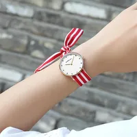 Crrju Neue Unique Ladies Flower Tuchs Armbandwatch Mody Women Dress Watch hochwertiges Stoff Watch Sweet Girl Bracelet Watch344h