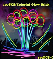 Máscaras de fiesta máscaras de fiesta 100 piezas de fluorescencia Glow Sticks Suministros de decoración de Halloween Suministros Neon Collar luminoso Pulseras Concierto Colorf B9478321