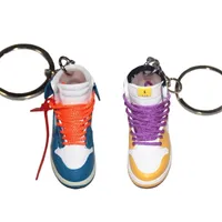 Anahtar Yüzük Moda 3D Basketbol Ayakkabıları Anahtarlık Simülasyon Eğlenceli Spor ayakkabıları Keying Man parmak kaykay Mini Ayakkabı Modeli Anahtarlık Araba Kolye 230303