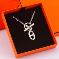 Bracelete de colar de aço inoxidável novo para o homem da cadeia de mulheres NCEKLACE Designers Pingente Jóias de colares pingentes