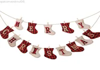 Juldekorationer Merry Burrap Banner Sock -formad dekoration för hemma utomhus Mantle Firepalce Xmas Party Hanging Garland L2205547576