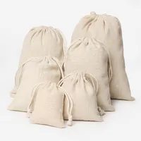 50pcs pamuk keten çanta takı takı ambalaj ekranlı makyaj düğün şeker hediye çantaları sarma malzemeleri özel logo poşet çuval t2295i