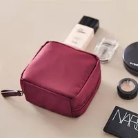 Корейская простая макияжная сумка Небольшой портативный квадратный квадратный женский туристический туалетный бак для косметики Bag276r