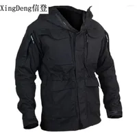 سترات الرجال Xingdeng غير الرسمي تكتيكي الرياح الرياح الشتاء الشتاء الخريف مقاوم للماء سترة الجيش الطيران التجريبي العلوي ملابس الأزياء العسكرية