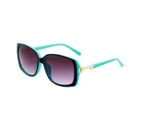 Hot Fashion Summer Medies Fashion Beach Sunglasses For Hommes Femmes UV400 Outdoor, Modèles Eye Wear Sunglasses Place Travelt Driving E E EEUILLES