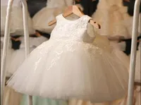 Witte eerste communie -jurken voor meisjes 2016 merk tule kanten baby peuter optocht bloemenmeisje jurk bruiloften en verjaardag6489229