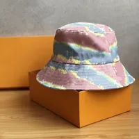 Fashion Rainbow Stampa Hat Classic Brand Canvas Women's Bucket Caps Designer Beanie Hats231x