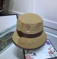 Erkek kadın kova şapkaları moda katlanabilir balıkçılık kapakları çift g sokak kapağı takılmış mektuplar plaj klasik şapka 64