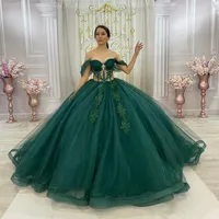 Groene glinsterende luxe Crystal Quinceanera Dresses Off Shoulder Applique Beading Birthday Party Ball Gown Vestidos de 15 Anos