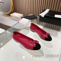 مصممة فاخرة نساء أحذية غير رسمية أزياء جلدية حقيقية ملونة مختلطة جولة إصبع القدم زلة على مسطحات المرأة المتسكع