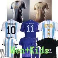 Argentinië 3 -sterren voetbaltruien Commemorative Edition 2022 2023 Men Kids Kit Retro 1986 22 23 Maillots de voet Maradona Special Badge Player voetbalhirtuniform