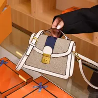 BAG WOMEN 2023 NUOVO Designer's Bag Fashion's Fashion Versatile One Spalla Crossbody Borsa Premium Small Bag #7403