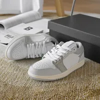 Designers Sapatos ao ar livre homens Mid 23SS Casual Sneaker Forces Forces Skateboard Dunks Knit Airs High Women Women Airs Air Forces Black Wheat Running Sports