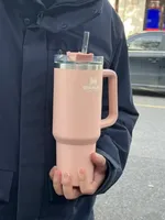 Stanley Pink Cups Adventure Quencher 40oz mokken met handvat Stro- en deksel Thermosbekerbeker voor verjaardagscadeaus BB0310