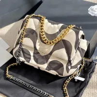 Two-Color Printing Designers Wave Stitching Chain Contrast Pattern Vcva 2021S S Bags Leather Women Handbag Bag Luxury ShoulderBag 1872