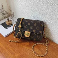 handbag 2023 Fashion women's bag leather quality Handbag Popular niche female chain Shoulder Messenger Korean lock small square Bag