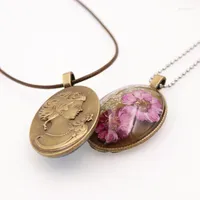 Pendant Necklaces 2023 Classic Real Flowers Resin Women Necklace Fashion Ellipse For Jewelry Charm Bronze Base Wholesale