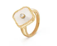 Parringar Lucky Clover Ring Four Leaf Cleef älskar guldringar för kvinnor Män lyxiga bröllopsringar