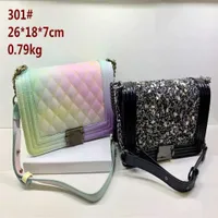 Design high quality series women's bag Syntic lear zipper pocket in middle the lock catch Small square style Rhombic soft face messenger
