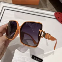 Designer zonnebril voor vrouwen mannen luxemerk mode bril vintage casual geschenkglazen strandschaduwing UV -bescherming gepolariseerde bril met doos