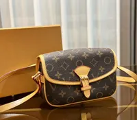 Designer Crossbody Women Recond Bags Modemarkenmarke Lady Unterarmtasche Umhängetasche Handtasche Luxus Mädchen Crescent Bag Messenger Tasche